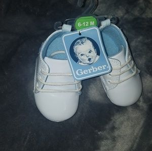 🚫 SOLD 🚫 Crib Shoes